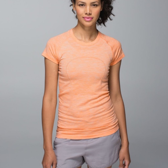 Lululemon Run Swiftly Tech Short Sleeve orange 
Heathered Creamsicle Pop v-neck - Picture 3 of 5